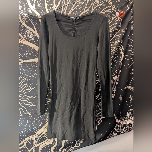 Think Empire Minimum Long Sleeve Black Dress Extra Small - Picture 1 of 7